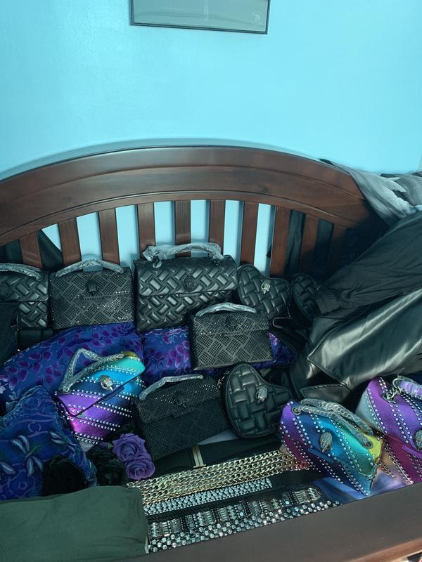 Review Thumbnail Image 0 224942289