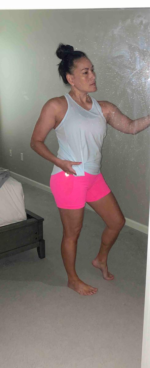 Review Thumbnail Image 0 196393931