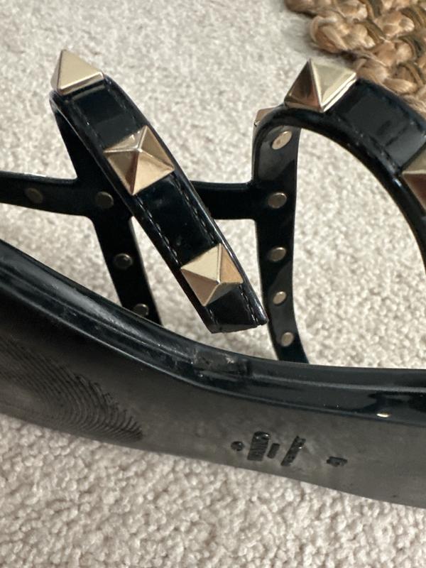 Customer photo for "Strap broke after only a few wears"