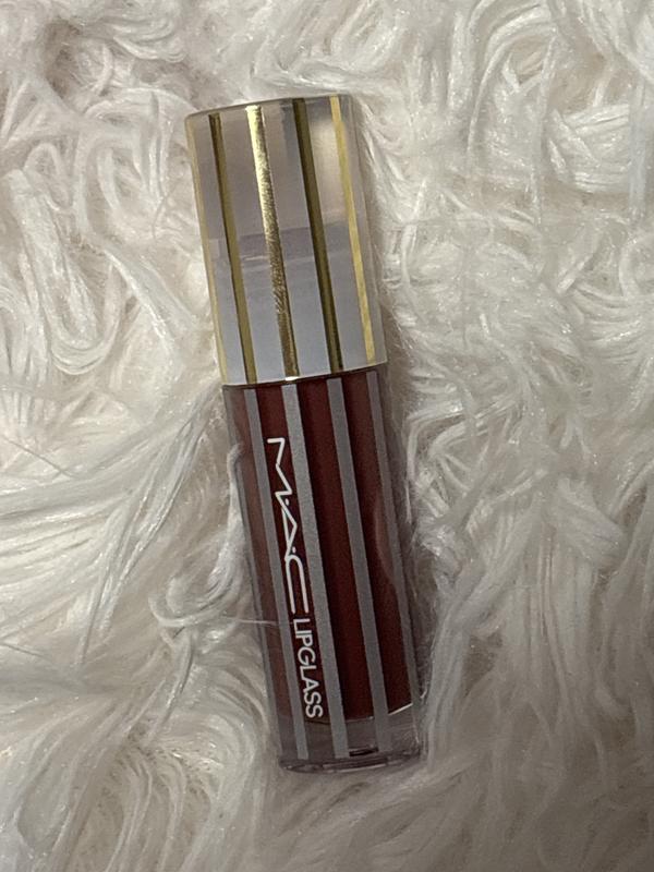 Stunning gloss
