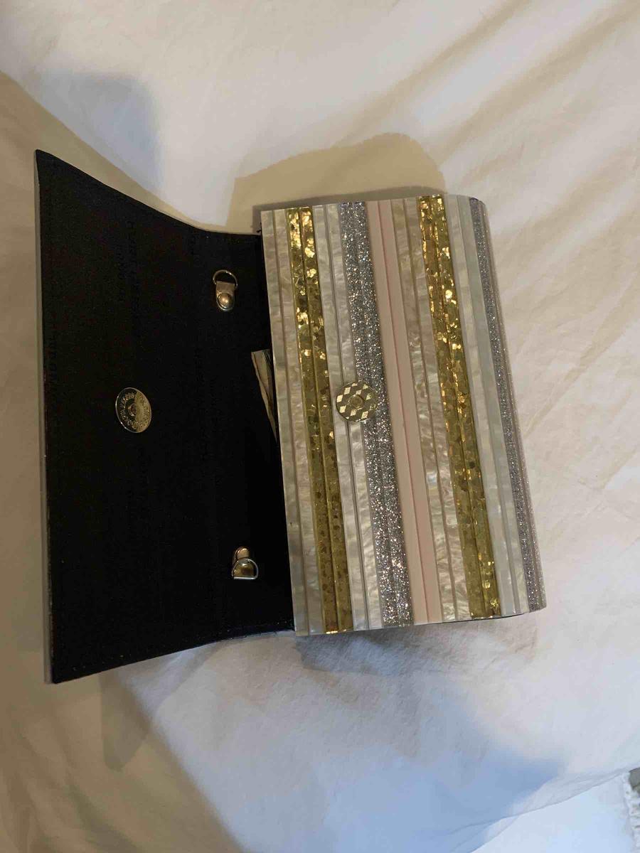 Review Thumbnail Image 0 206862186