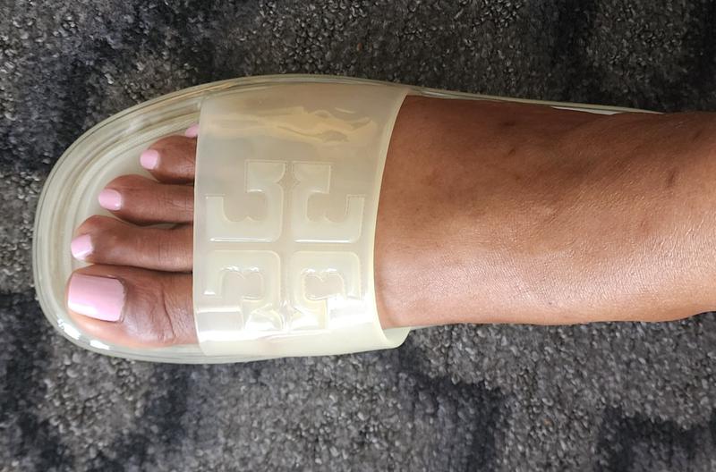 Customer photo for "A TB Shoe I Can Wear Comfortably"