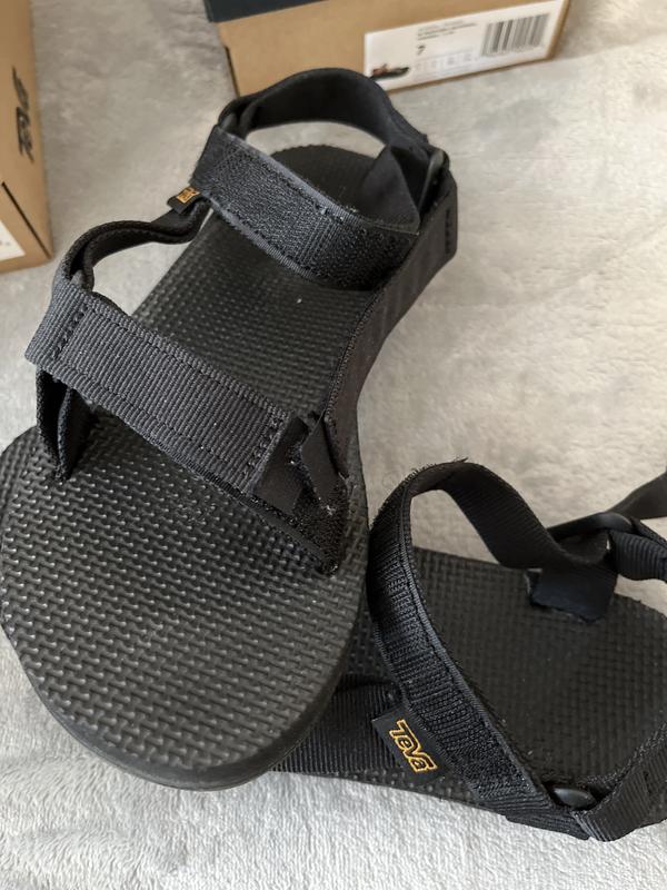 Customer photo for "Great Little Sandal!"