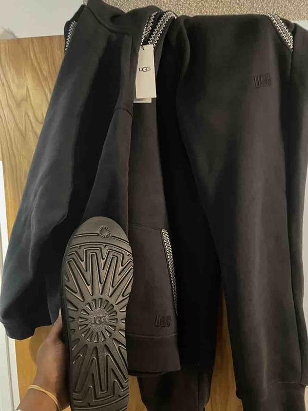 Review Thumbnail Image 0 247832514