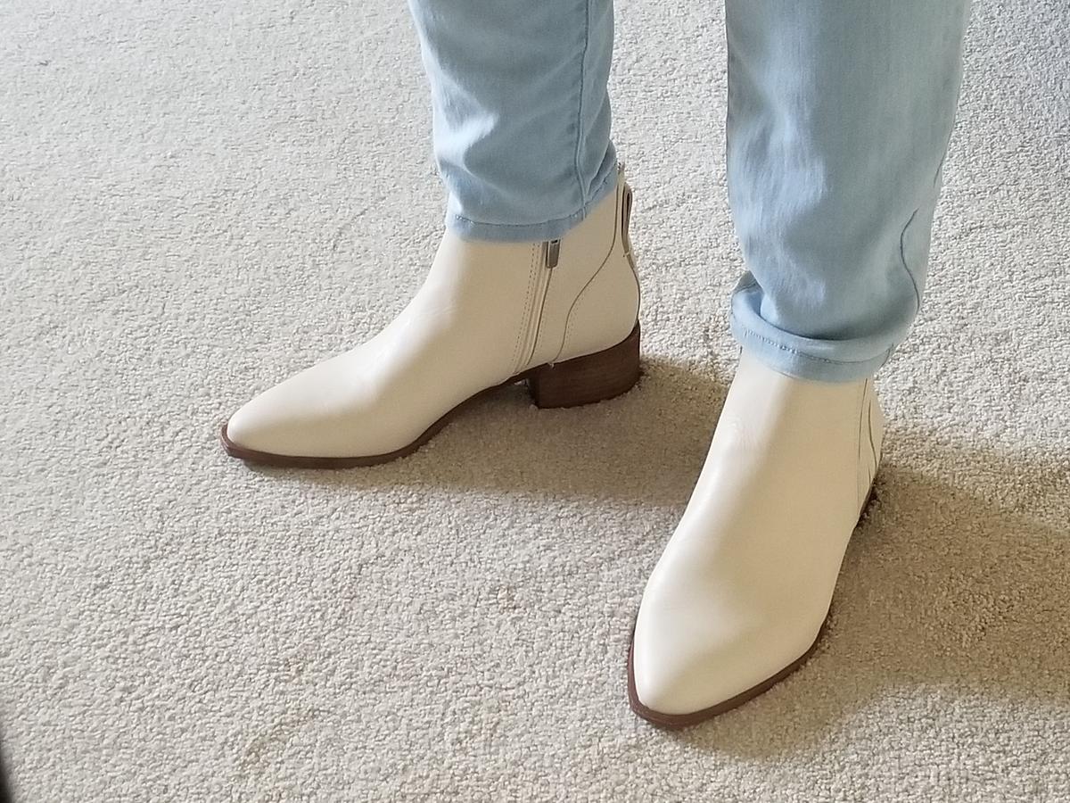 Review Thumbnail Image 0 209687842