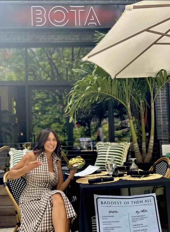 Review Thumbnail Image 0 248539656