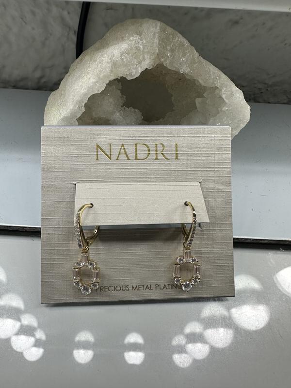 Review Thumbnail Image 0 238421945