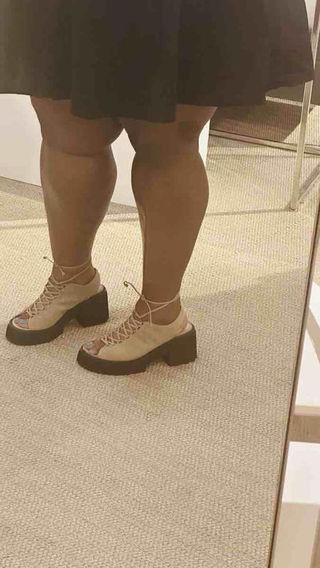 Review Thumbnail Image 0 242906906