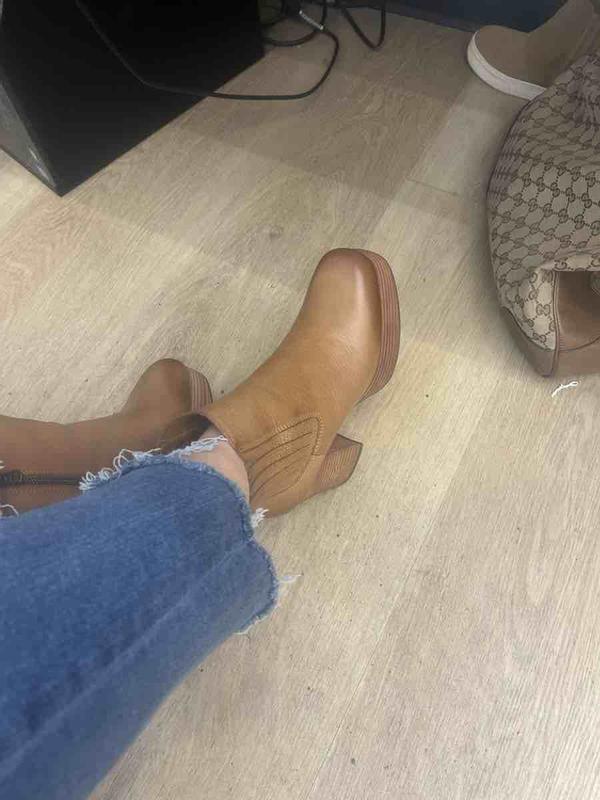 Review Thumbnail Image 0 238100146