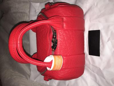 Review Thumbnail Image 0 97077657