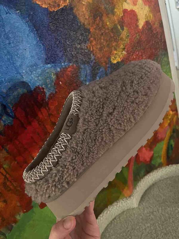 Customer photo for "really bad  quality do not size up"