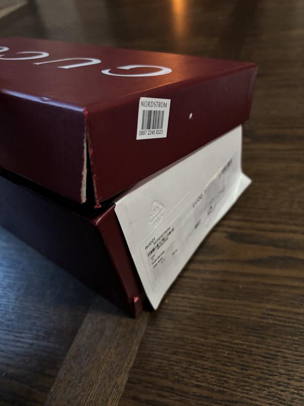 Customer photo for "Horrible packaging"