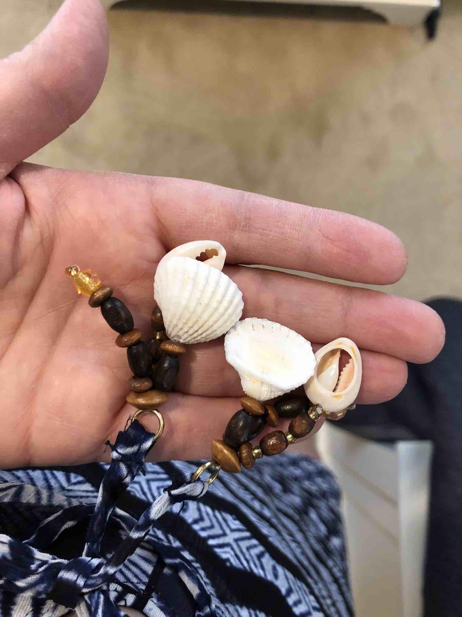 Review Thumbnail Image 0 204768319