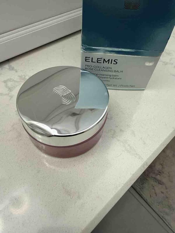 Customer photo for "lid damaged"