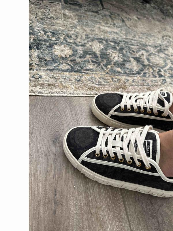Barroco Greca Jacquard Low Top Sneaker