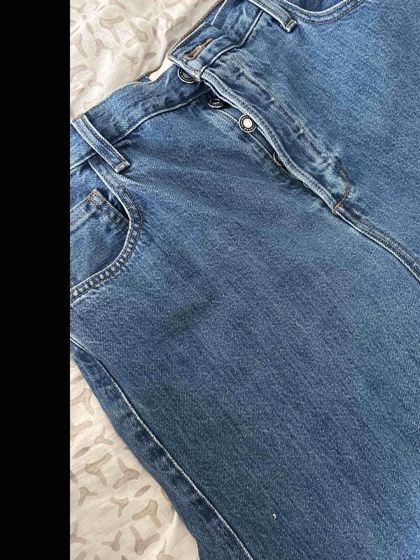 Review Thumbnail Image 0 237680602