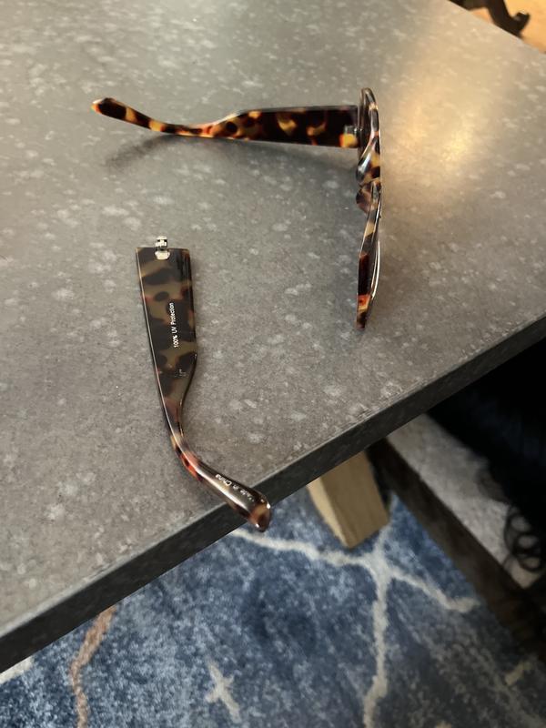 Customer photo for "Broke after a few wearings."