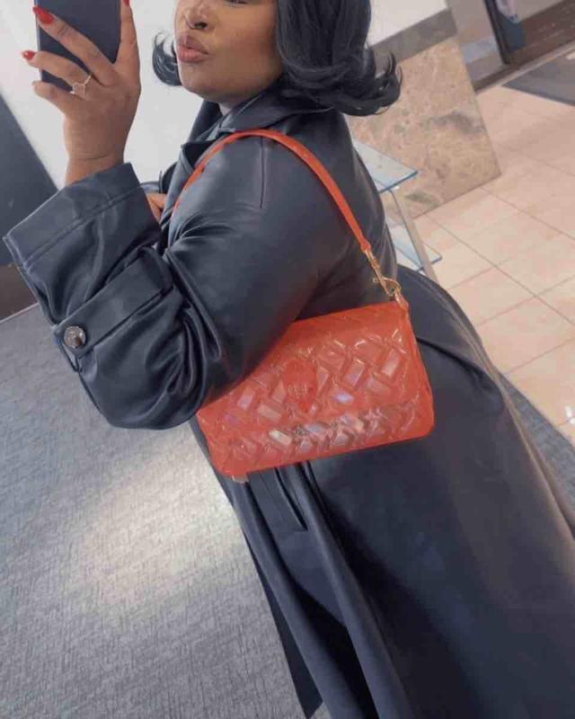 Review Thumbnail Image 0 248501665