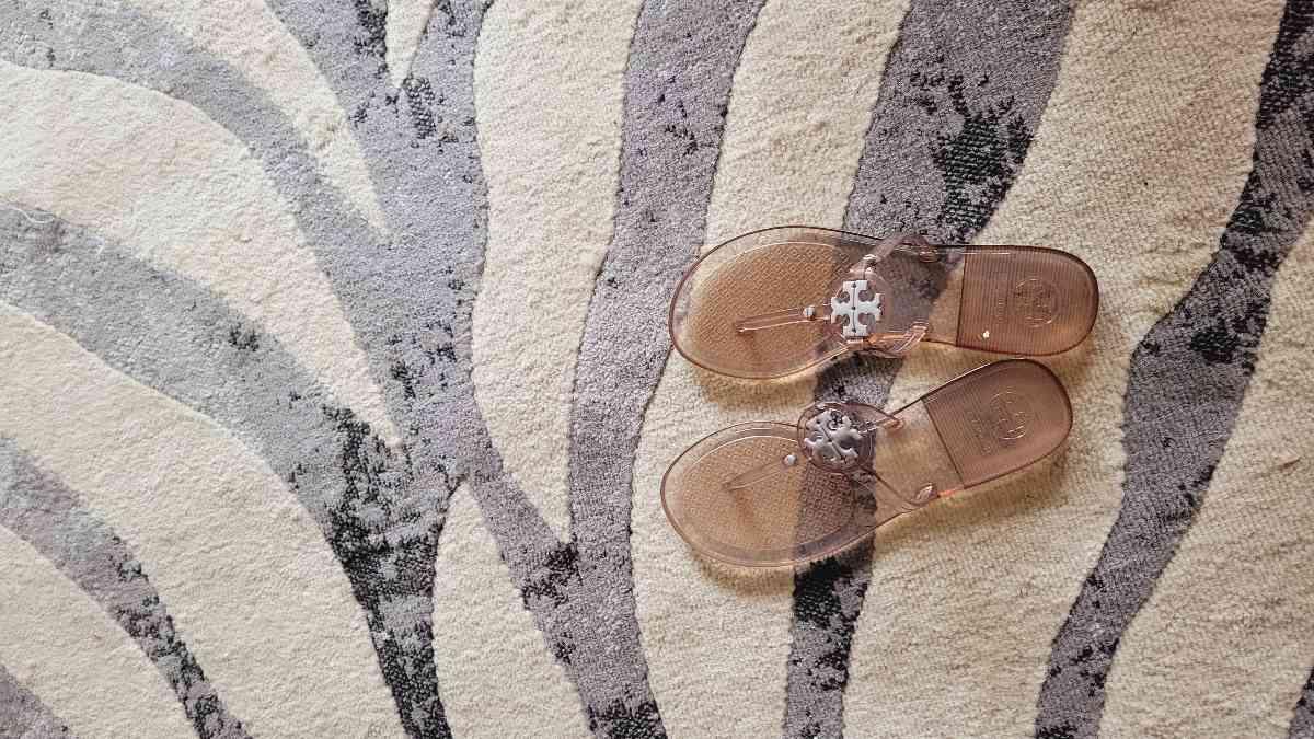 Review Thumbnail Image 0 207354604