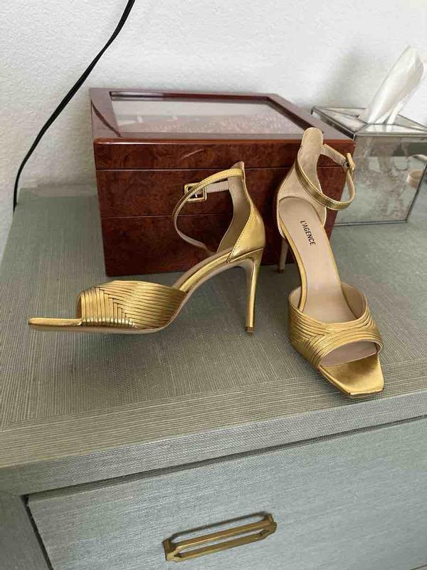 Review Thumbnail Image 0 248630535