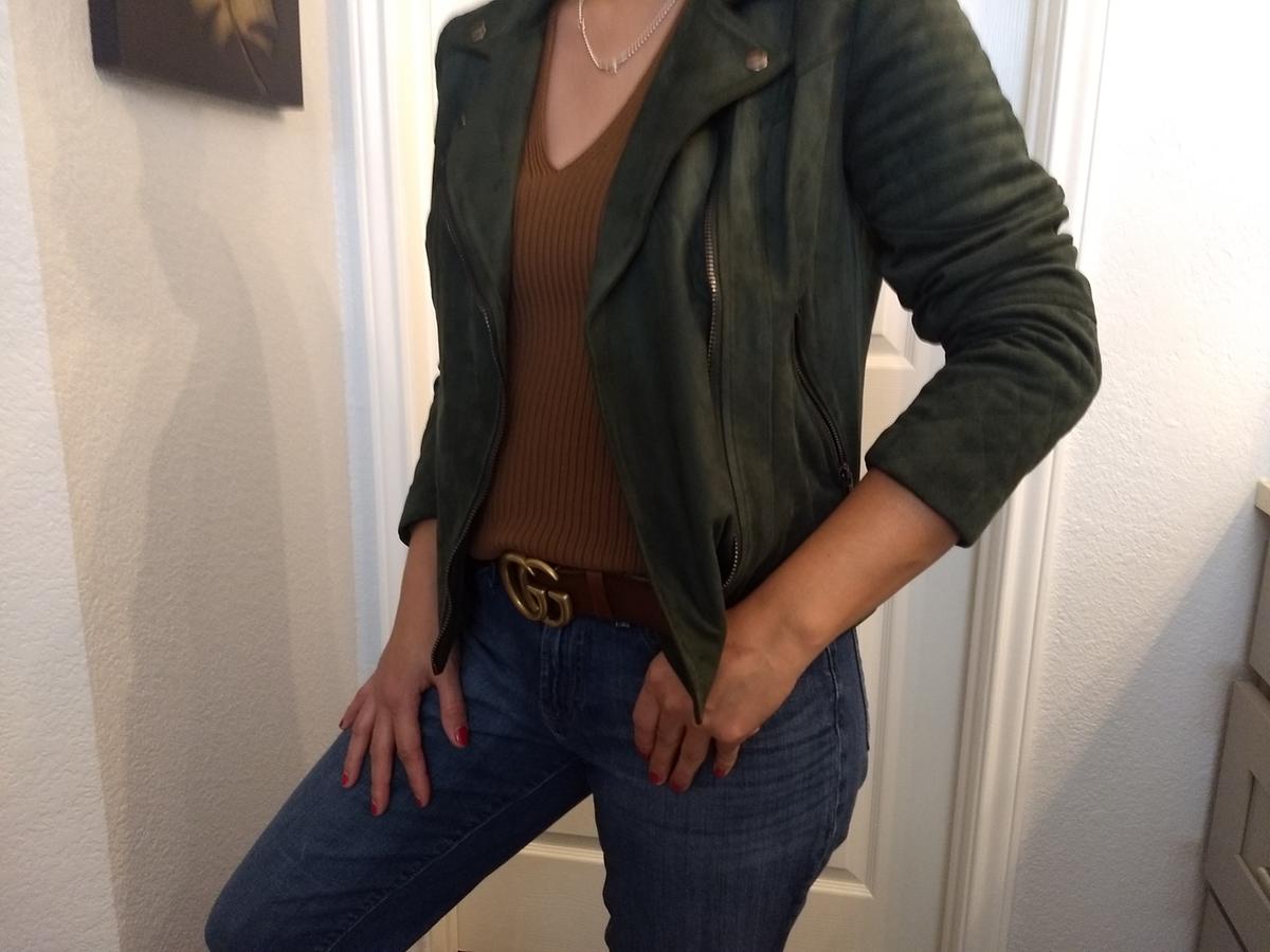 Review Thumbnail Image 0 198765962