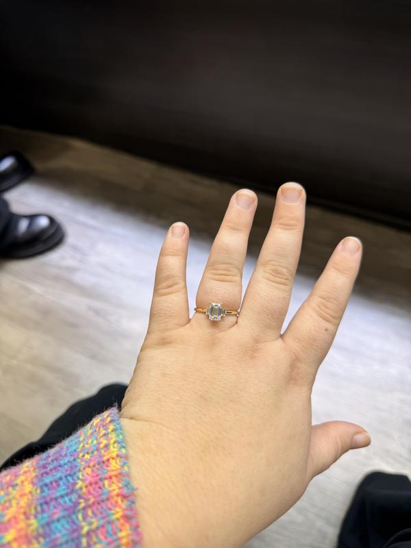 Review Thumbnail Image 2 246775147