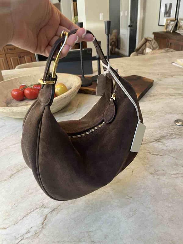 Review Thumbnail Image 0 245729764