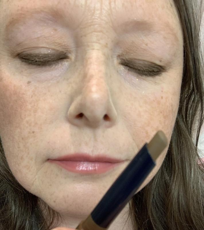 Customer photo for "Glamour on the go"