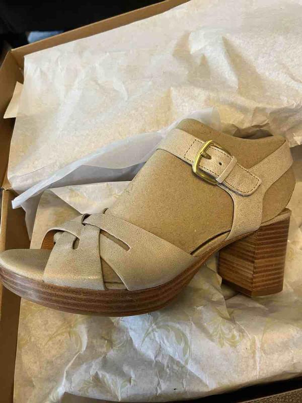 Review Thumbnail Image 0 232948408