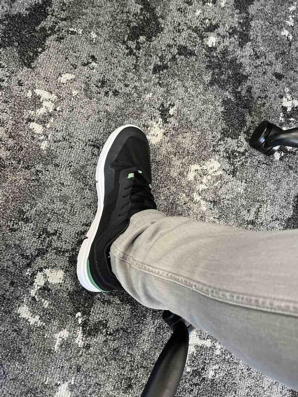 Review Thumbnail Image 0 225568740