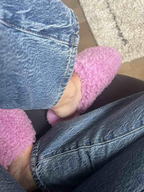 Customer photo for "comfy and cute"