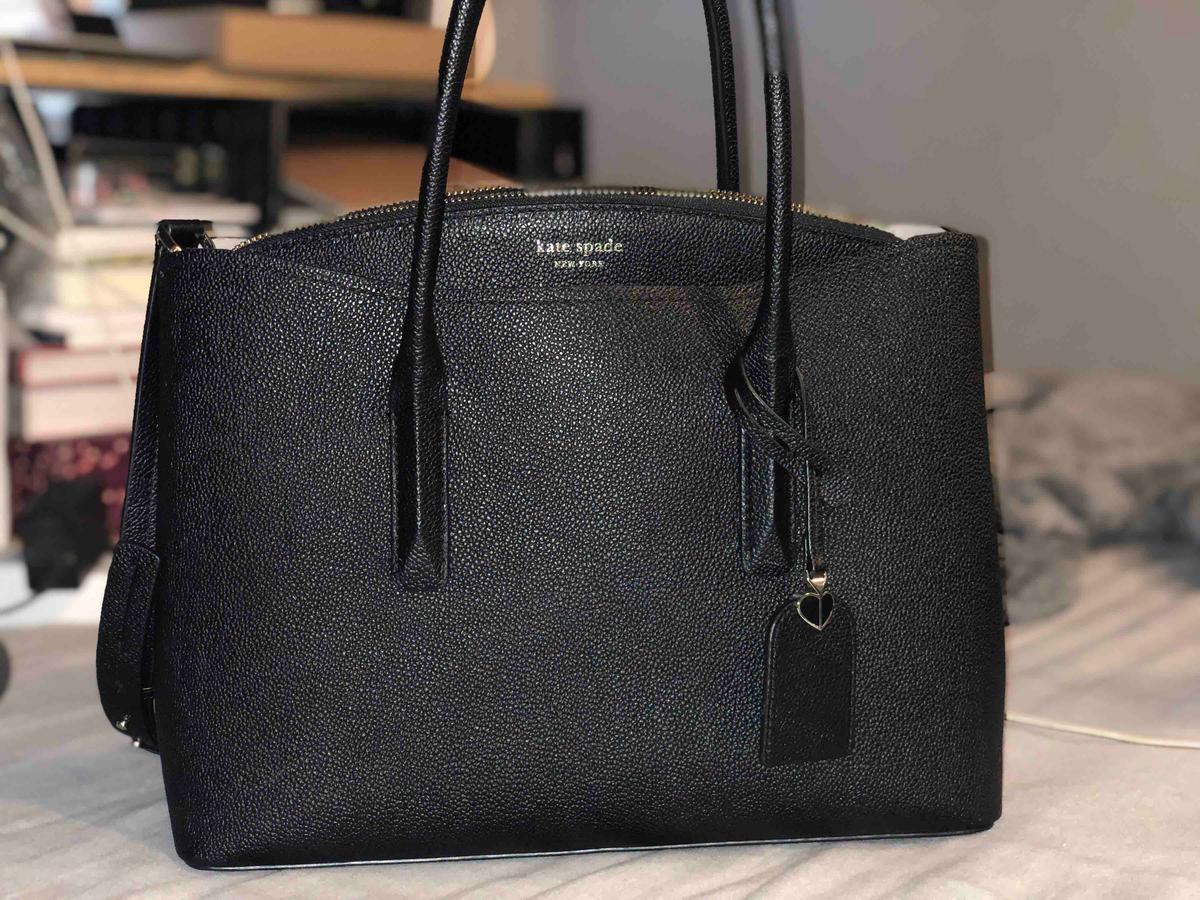 Customer photo for "perfect everyday bag!"