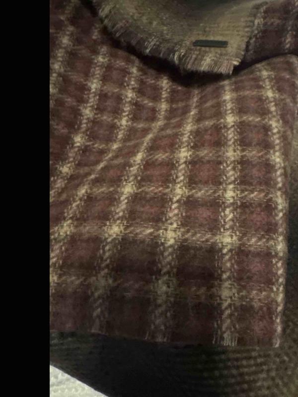 Review Thumbnail Image 0 238832833