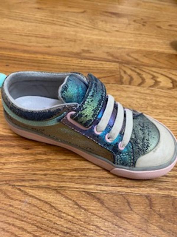 Review Thumbnail Image 0 216400753