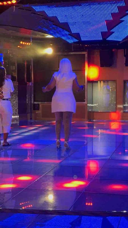 Review Thumbnail Image 1 244719514