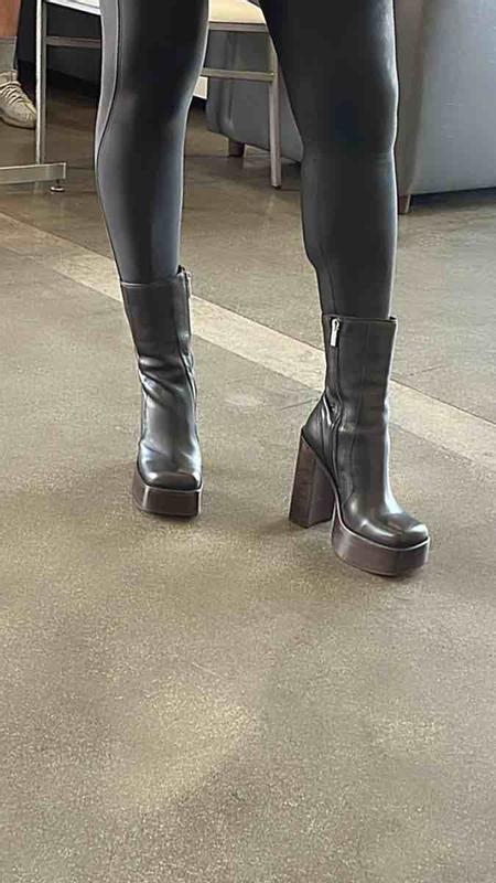 Review Thumbnail Image 0 228289018