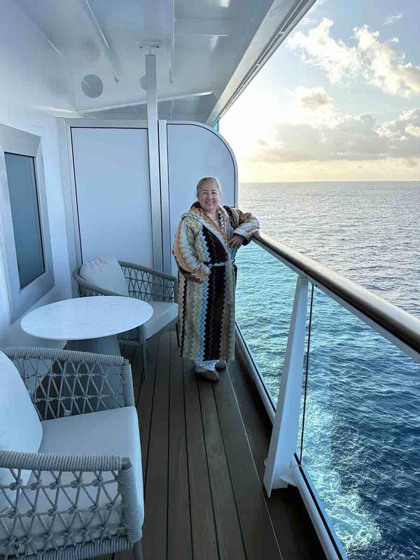 Review Thumbnail Image 1 248236219