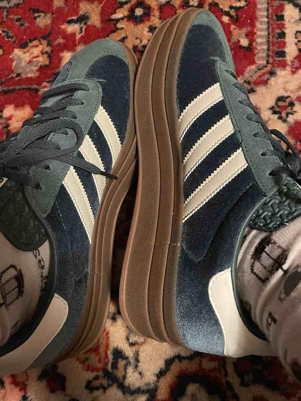 Review Thumbnail Image 0 239731678