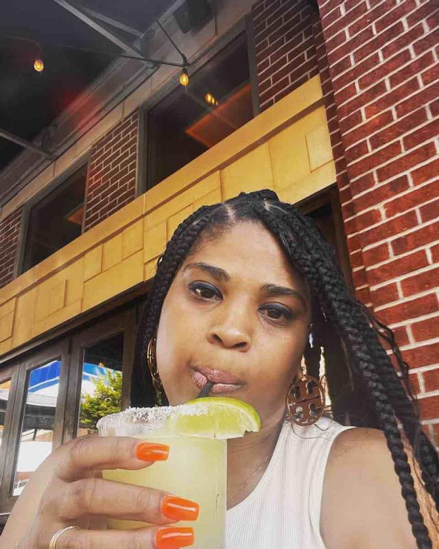 Review Thumbnail Image 1 226411606