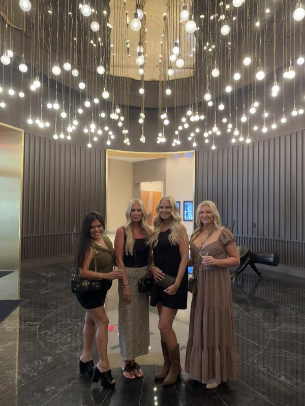 Review Thumbnail Image 0 243108971