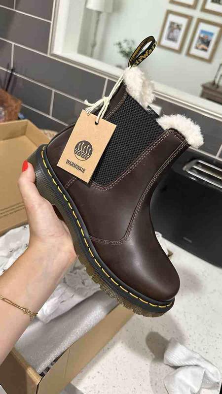 Customer photo for "Brown is beautiful! But some flaws"