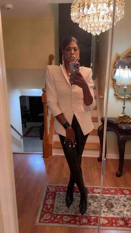 Review Thumbnail Image 0 246650617