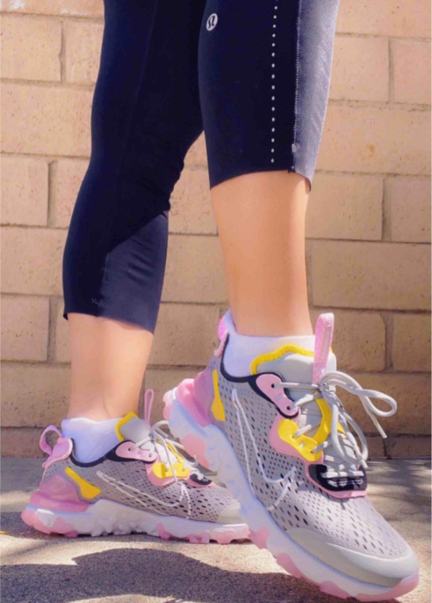 Review Thumbnail Image 0 206446529