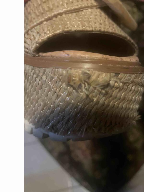 Review Thumbnail Image 1 216472201