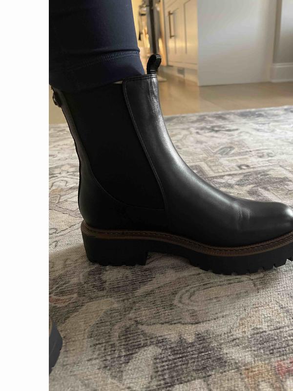 Hydra lug waterproof outlet chelsea boot