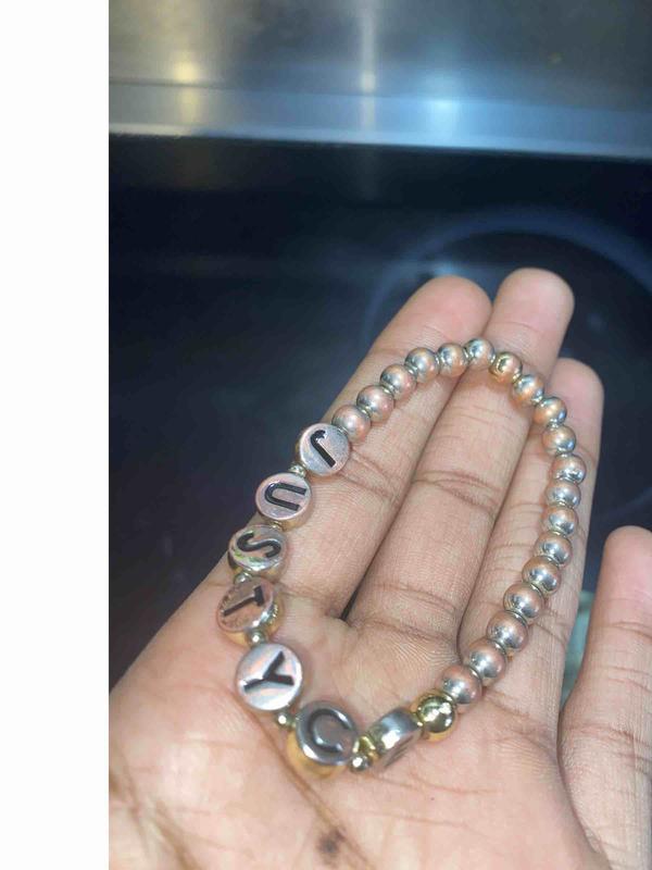 Review Thumbnail Image 0 229536320