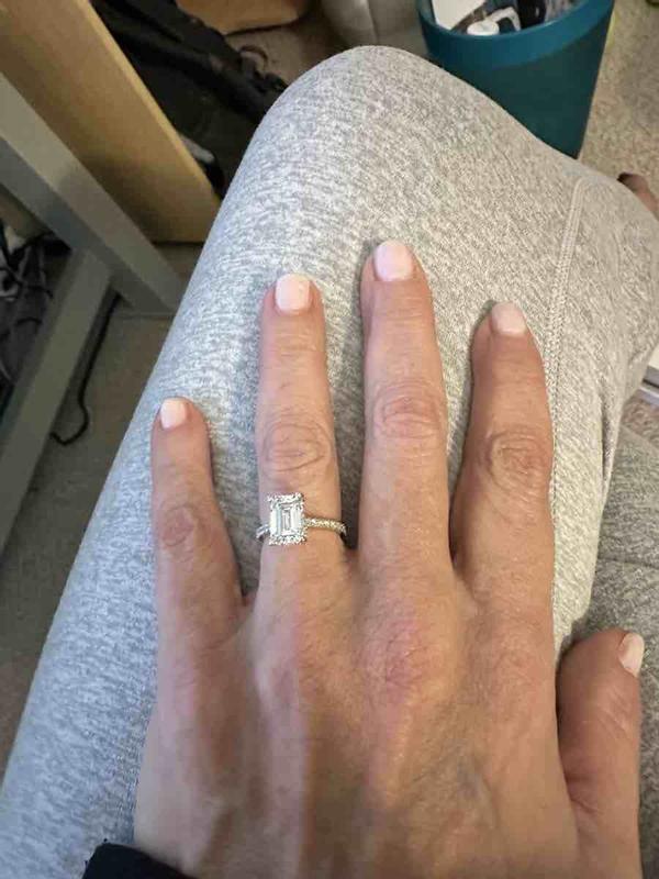 Review Thumbnail Image 0 229548286