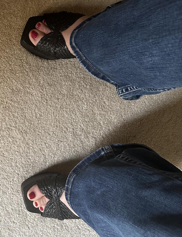 Review Thumbnail Image 0 233728741