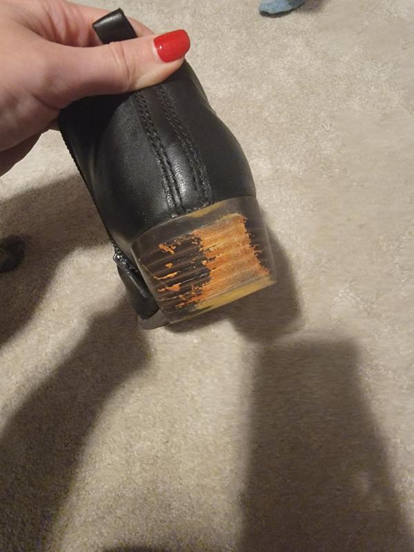 Customer photo for "Cute but not great quality"