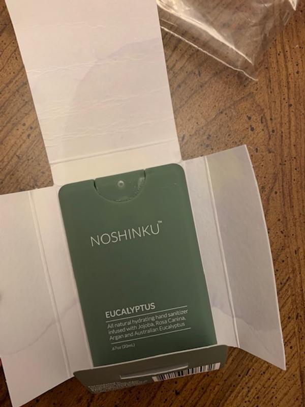Customer photo for "Package not leak-proof!"